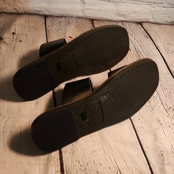 Musse & Cloud Sandal - Picture 5 of 6